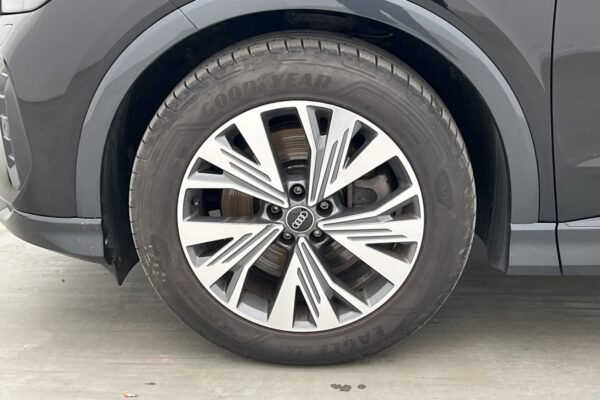Audi Q4 50 e-tron - Image 10
