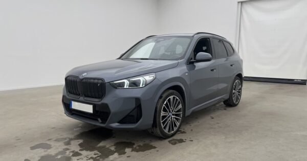 BMW iX1 xDrive30