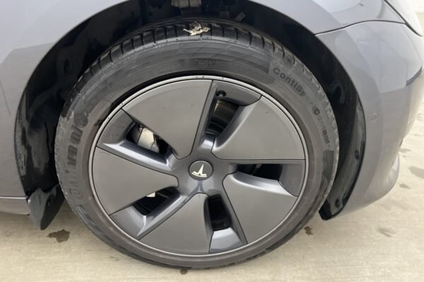 Tesla Model 3 Standard Range Plus VENDU - Image 12
