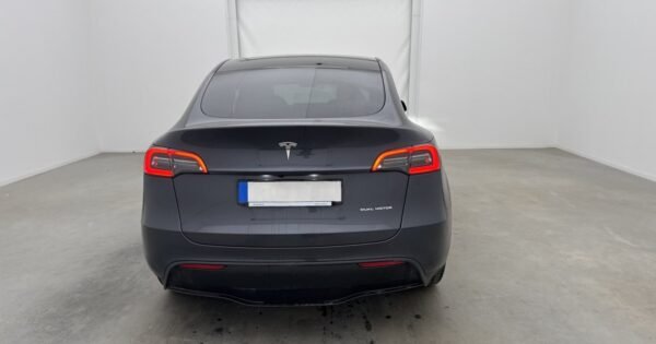 Tesla Model Y Longe Range - Image 6
