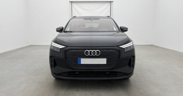 Audi Q4 50 e-tron - Image 4